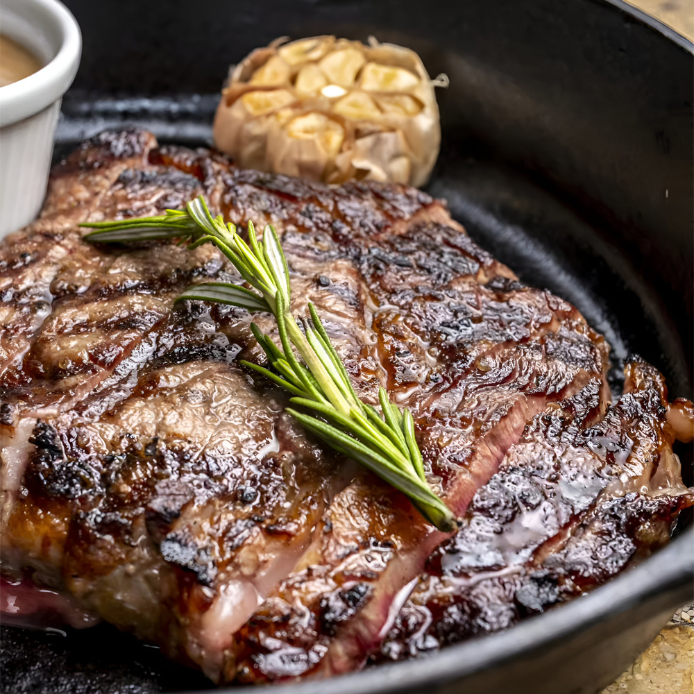 Rib Eye • Luna

#GrupoZonaK #ZonaK #RibEye #Luna #Amarti