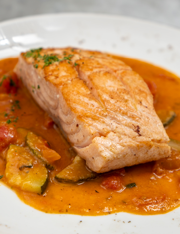 Salmone con Zucchine e Pomodoro